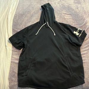 Under armour hoodie tee shirt